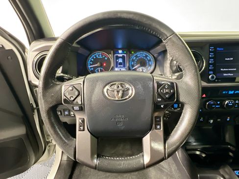 Used 2023 Toyota Tacoma TRD Sport w/ Advanced Technology Package image 16