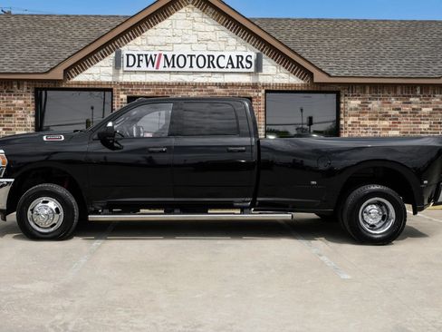 Used 2022 RAM 3500 Tradesman AWD/4WD image 5