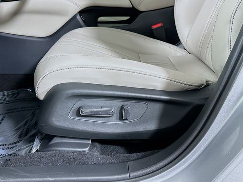 New 2026 Honda HR-V EX-L image 18