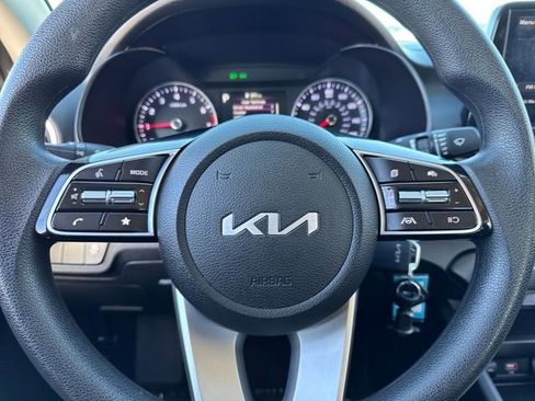 Used 2024 Kia Forte LXS image 18