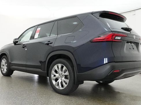 New 2026 Toyota Grand Highlander FWD image 39