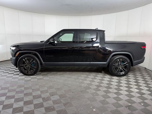 Used 2026 Rivian R1T Premium Quad AWD/4WD image 2