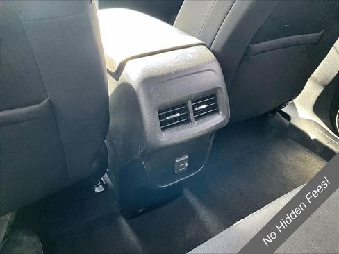 Used 2019 Chevrolet Equinox LT AWD/4WD image 21