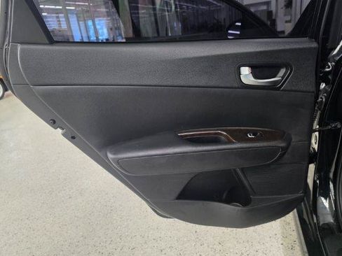 Used 2017 Kia Optima EX FWD image 26
