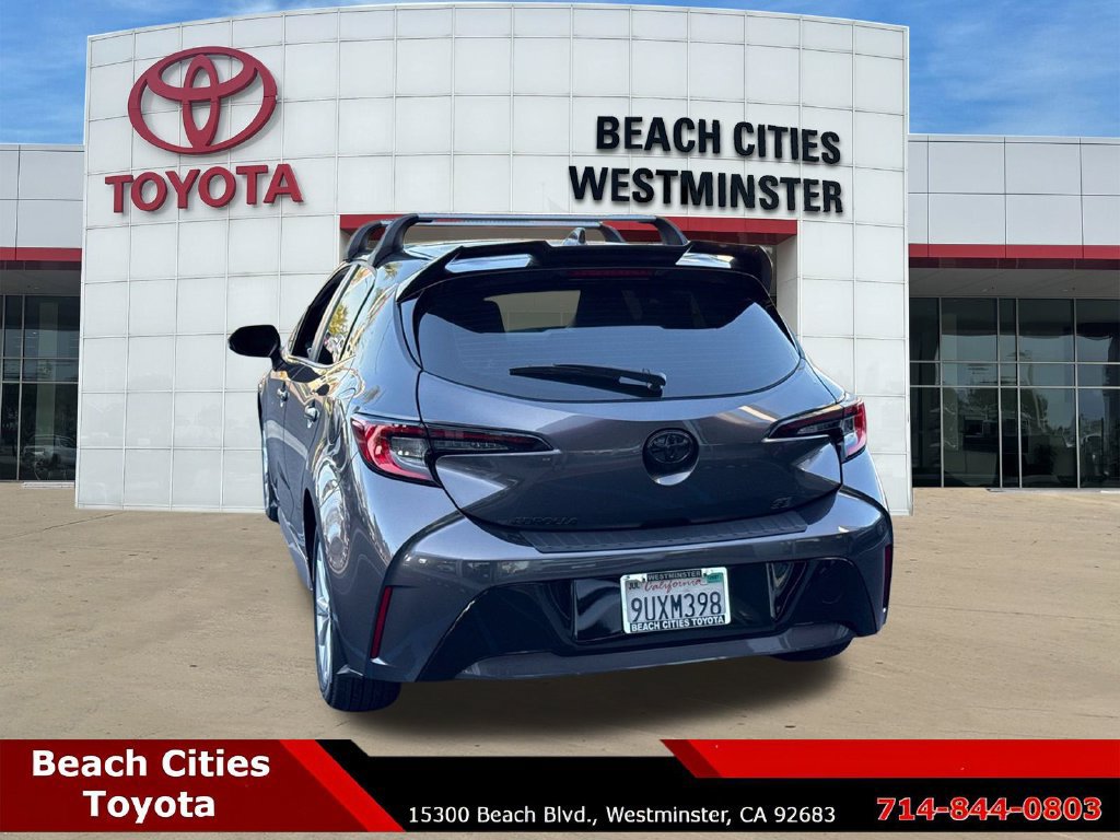 Certified 2025 Toyota Corolla SE w/ SE Package FWD image 8