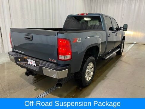 Used 2013 GMC Sierra 2500 SLT w/ SLT Convenience Package AWD/4WD image 3