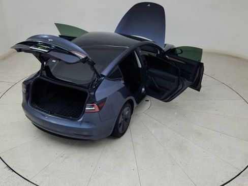 Used 2023 Tesla Model 3 Standard Range image 88