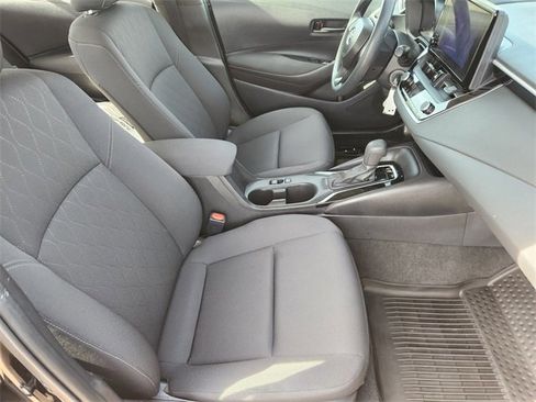 Certified 2024 Toyota Corolla LE image 10