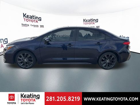 Certified 2024 Toyota Corolla SE w/ SE Package image 4