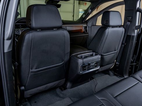 Used 2025 GMC Sierra 1500 Denali w/ Denali Reserve Package image 34