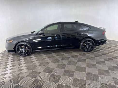 Used 2025 Honda Accord Sport image 10