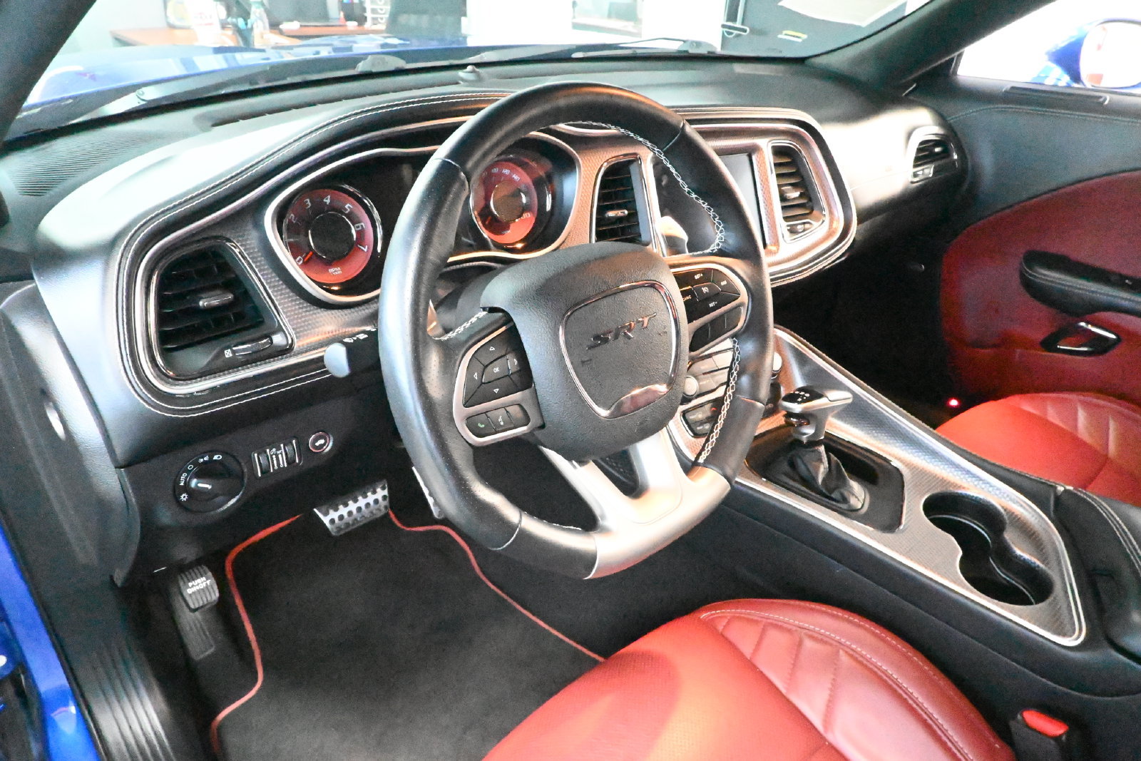 Used 2022 Dodge Challenger SRT Hellcat RWD image 7