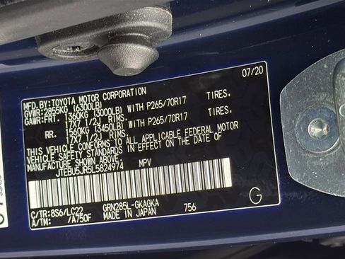 Certified 2020 Toyota 4Runner TRD Off-Road Premium image 31