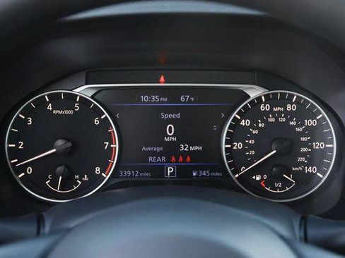 Used 2024 Nissan Altima 2.5 SV image 13