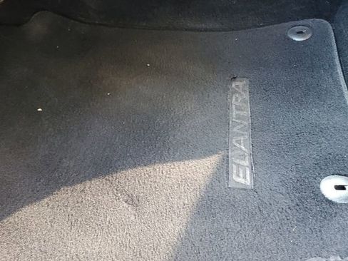 Used 2019 Hyundai Elantra SEL w/ Cargo Package image 14