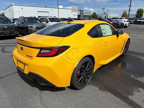 Used 2026 Subaru BRZ Series.Yellow RWD image 4