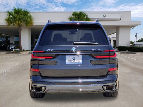 New 2026 BMW X7 xDrive40i image 5