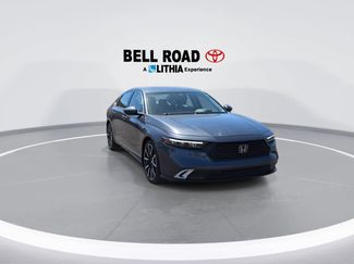 Used 2023 Honda Accord Touring video 2