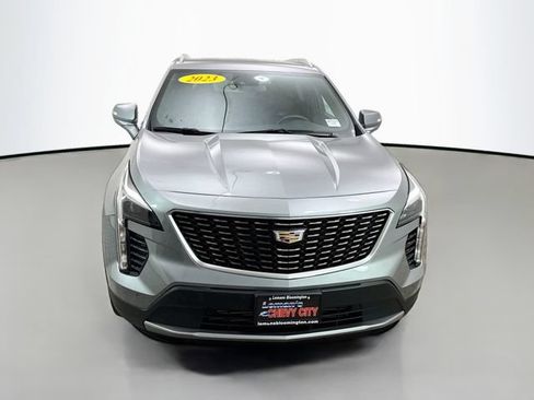 Used 2023 Cadillac XT4 Premium Luxury AWD/4WD image 2