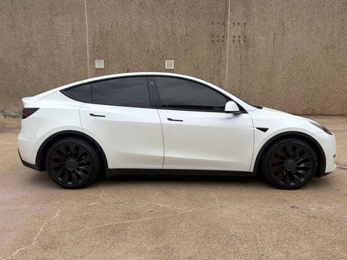 Used 2022 Tesla Model Y Performance AWD/4WD image 5