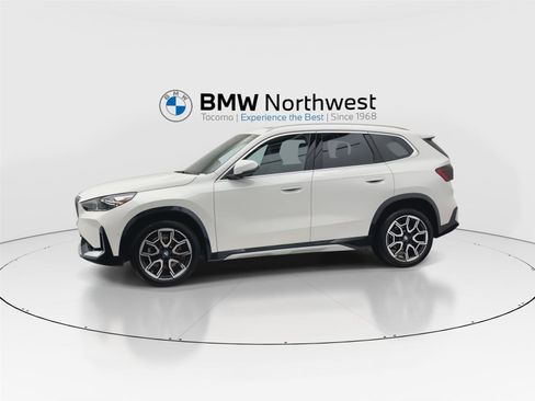 Used 2025 BMW X1 xDrive28i w/ Convenience Package image 10
