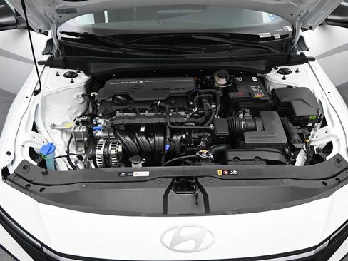 New 2026 Hyundai Elantra Sport FWD image 22