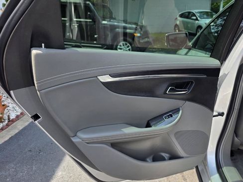 Used 2016 Chevrolet Impala LTZ FWD image 21