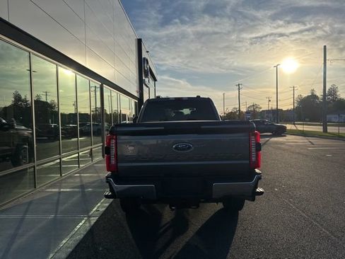 Used 2025 Ford F350 XLT w/ 360-Degree Camera Package AWD/4WD image 4