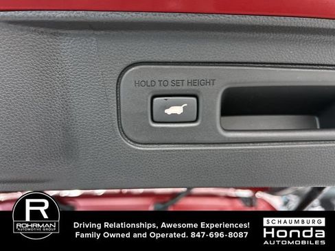 Used 2026 Honda Pilot Sport image 32