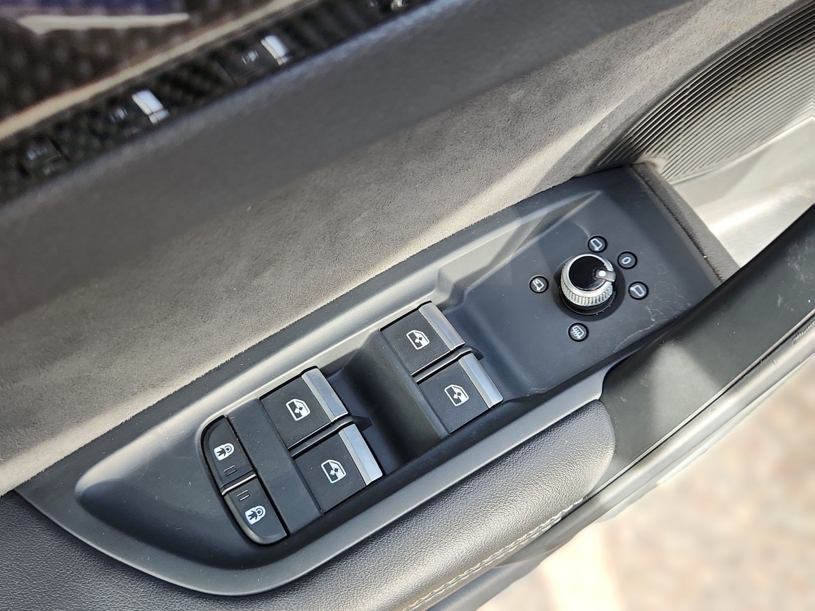 Used 2022 Audi SQ5 Premium Plus AWD/4WD image 19