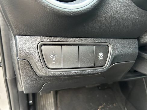 Used 2024 Kia Forte LXS FWD image 18