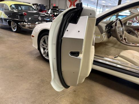 Used 2008 Mercedes-Benz SL 550 image 72