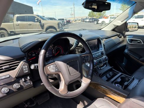 Used 2016 GMC Yukon XL Denali w/ Open Road Package AWD/4WD image 8