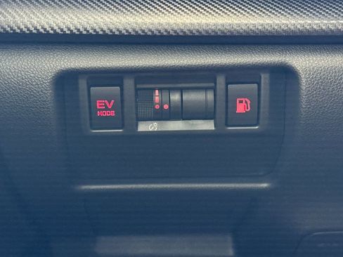 New 2026 Subaru Crosstrek 2.5i Limited w/ Crosstrek Mirror Package AWD/4WD image 31