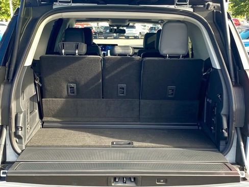 New 2025 Ford Expedition Active image 27