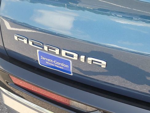 Used 2025 GMC Acadia Denali w/ LPO, Floor Liner Package FWD image 7