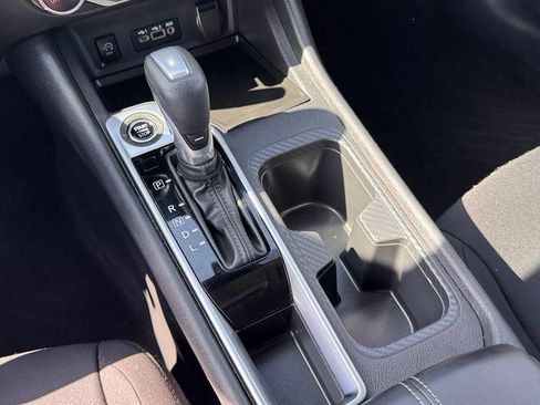 Used 2025 Nissan Sentra SV FWD image 17