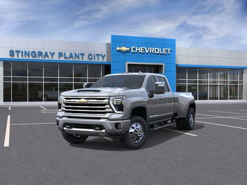 New 2026 Chevrolet Silverado 3500 High Country w/ Technology Package AWD/4WD image 8