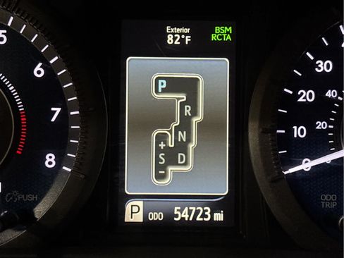 Certified 2020 Toyota Sienna XLE FWD image 11