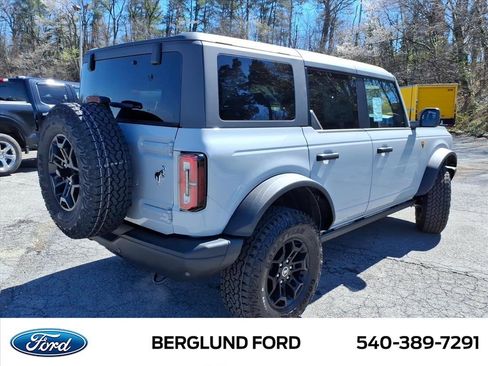 New 2026 Ford Bronco Badlands image 5