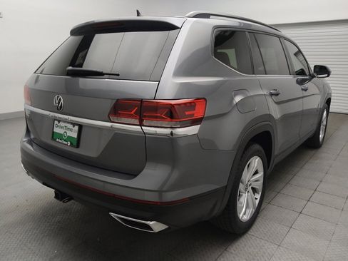 Used 2021 Volkswagen Atlas SE w/ Towing Package FWD image 9