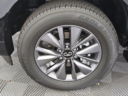 New 2026 INFINITI QX80 Pure w/ Cargo Package image 10