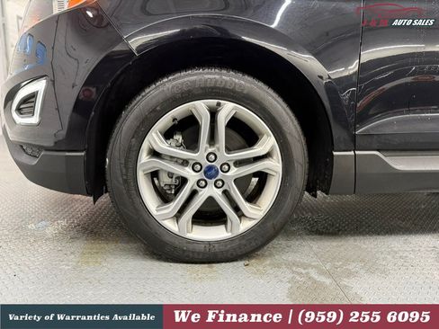 Used 2017 Ford Edge Titanium w/ Equipment Group 301A AWD/4WD image 14