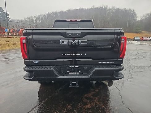 Used 2024 GMC Sierra 2500 Denali Ultimate w/ Max Trailering Package image 4