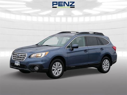 Used 2017 Subaru Outback 2.5i Premium image 3