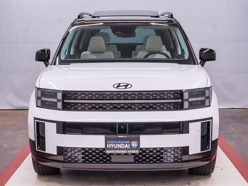 Used 2025 Hyundai Santa Fe Calligraphy image 4