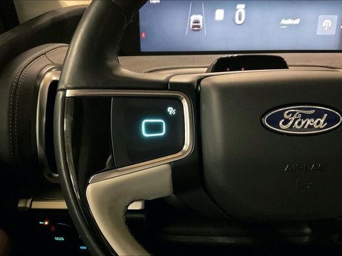 Certified 2025 Ford Expedition Max Platinum AWD/4WD image 17