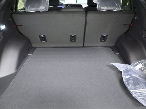 New 2026 Chevrolet Equinox EV LT image 16