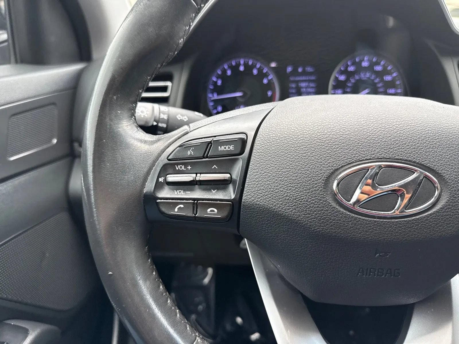 Used 2019 Hyundai Elantra Limited w/ Cargo Package FWD image 18