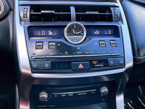 Used 2018 Lexus NX 300 FWD image 24